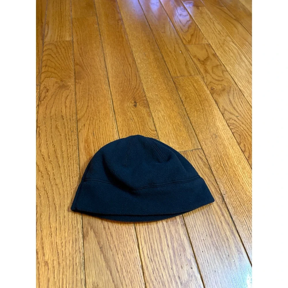 NWOT Columbia Youth Microfleece Beanie‎ Black Fleece Winter Hat S/M NEW